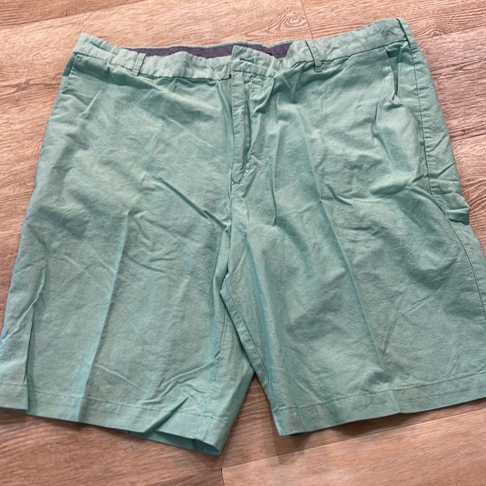 Izod Men’s shorts